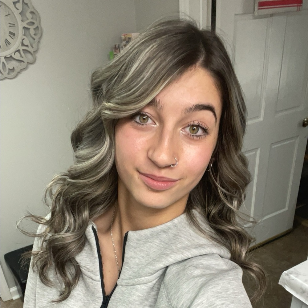 Meet your Posher, Kaylee